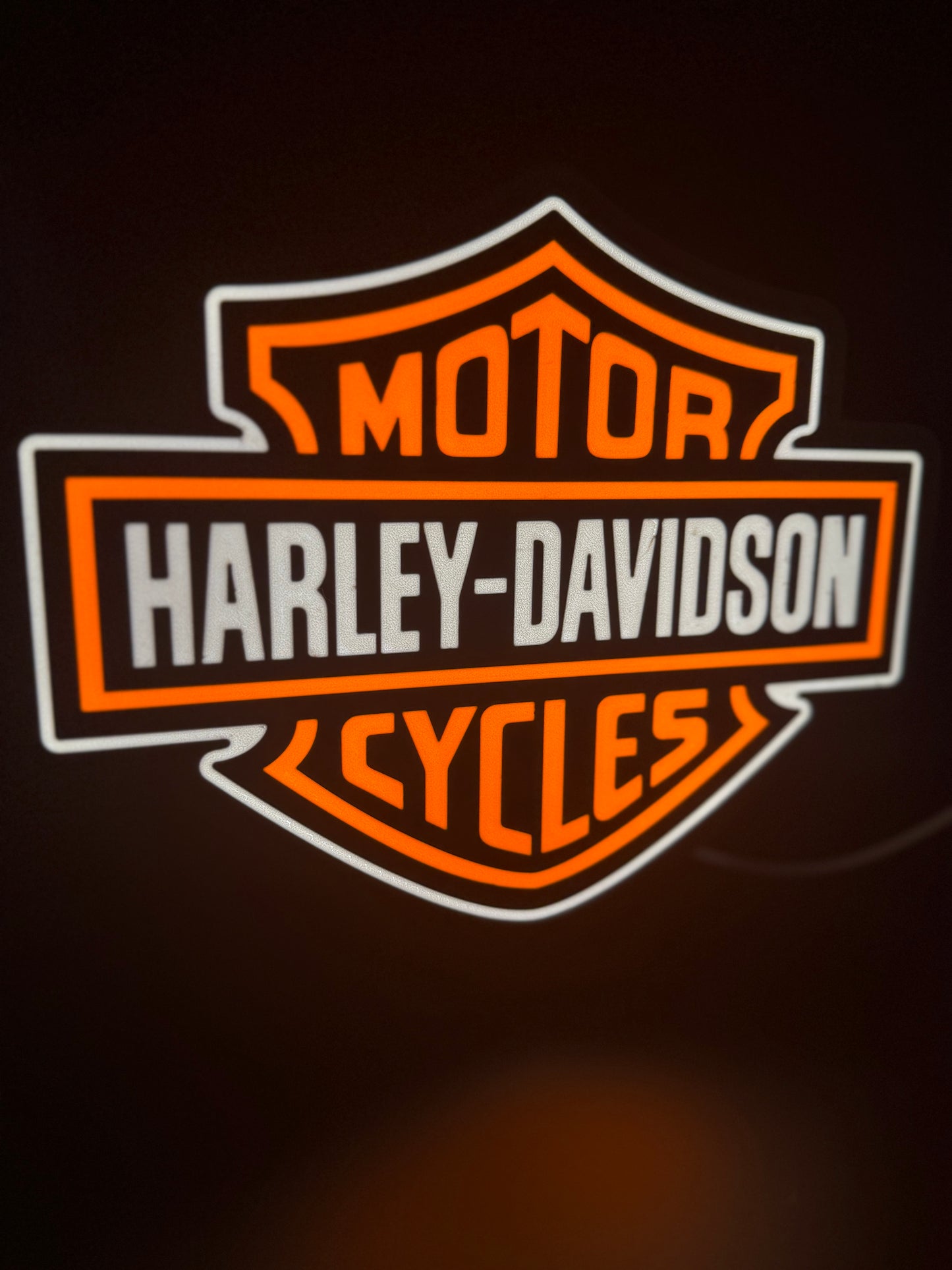 Harley-Davidson LED Logo Light Box – Illuminated Wall Sign for Bikers & Collectors